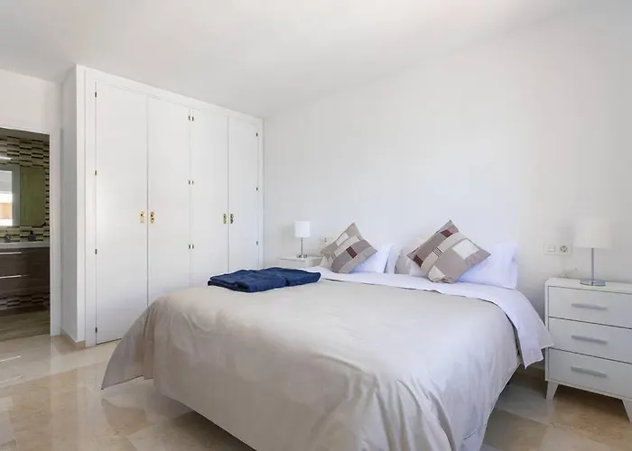 Seaview Marine Port With Pools Appartement *